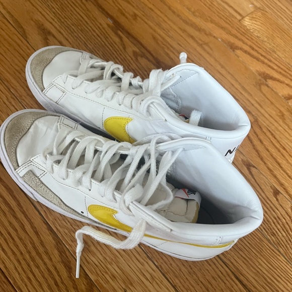 Nike blazer yellow size 7 - Picture 3 of 4